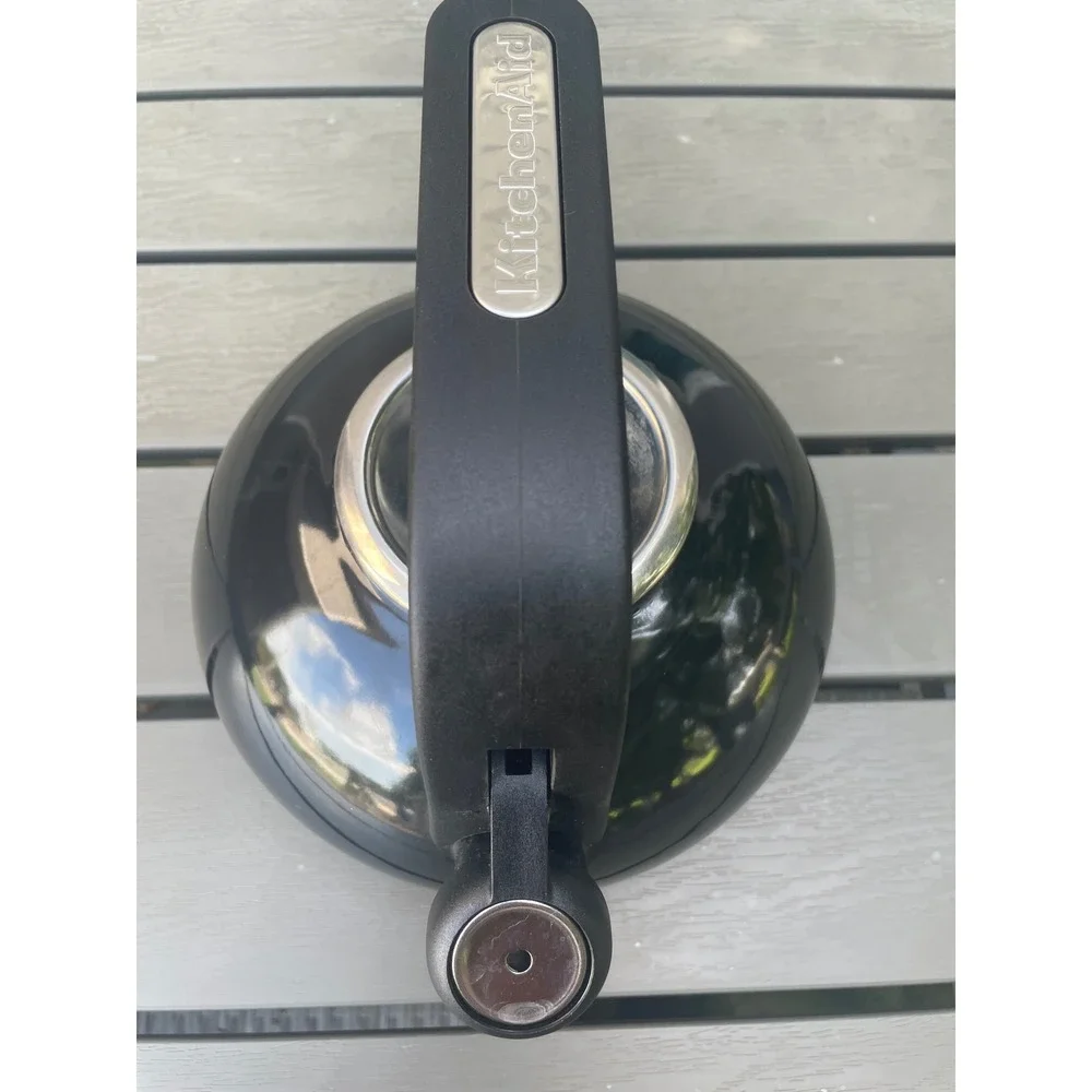 KitchenAid 1.9L Whistling Stovetop Tea Kettle Onyx Black KTEN20SBOB